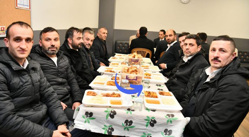 Başkan Zorluoğlu personeliyle oruç açtı