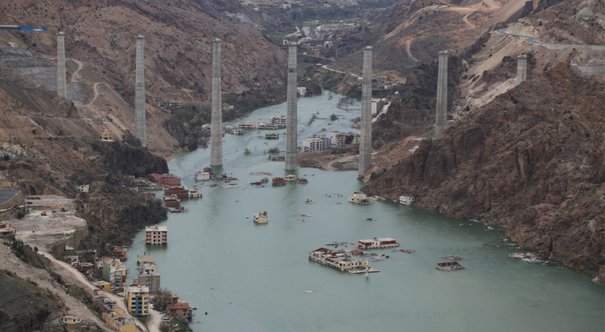 Yeni Yusufeli'nin eski Yusufeli manzarası var