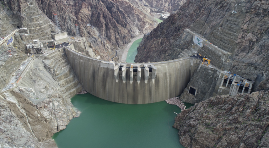 Yusufeli'nde su seviyesi 106 metreyi aştı