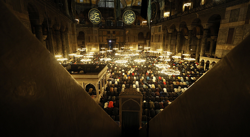 Bin aydan daha hayırlı: Kadir Gecesi