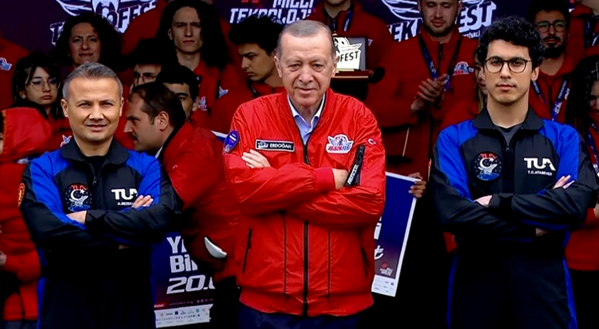 Türkiye'nin ilk uzay yolcuları belli oldu