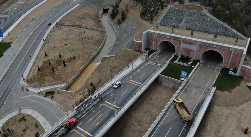Zigana Tüneli 3 Mayıs'ta hizmete giriyor