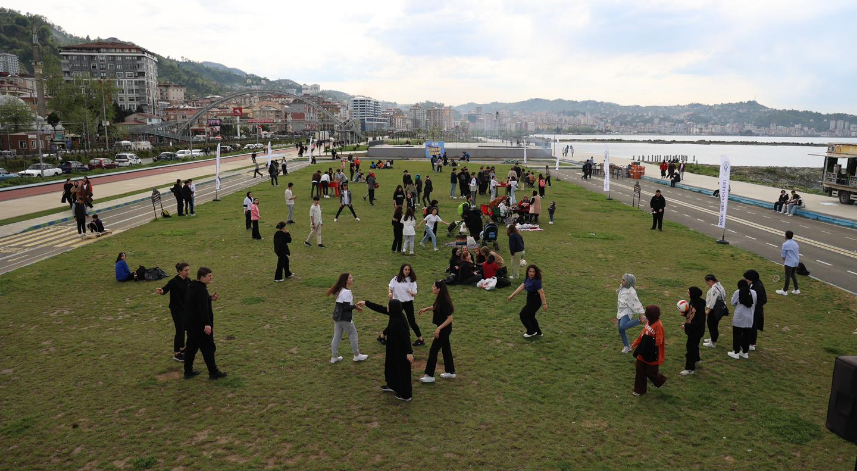 Önce yeşil alan sonra yeşil saha