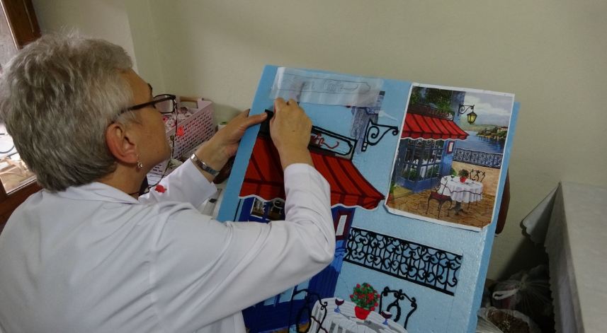 Bir tabloyu yapmak aylarını alıyor