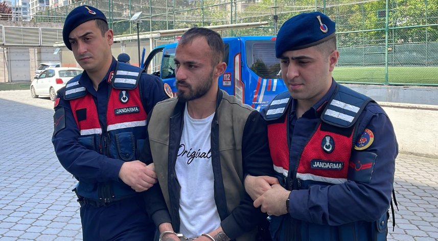 15 evden hırsızlık yaptığı öne sürülen zanlı yakalandı