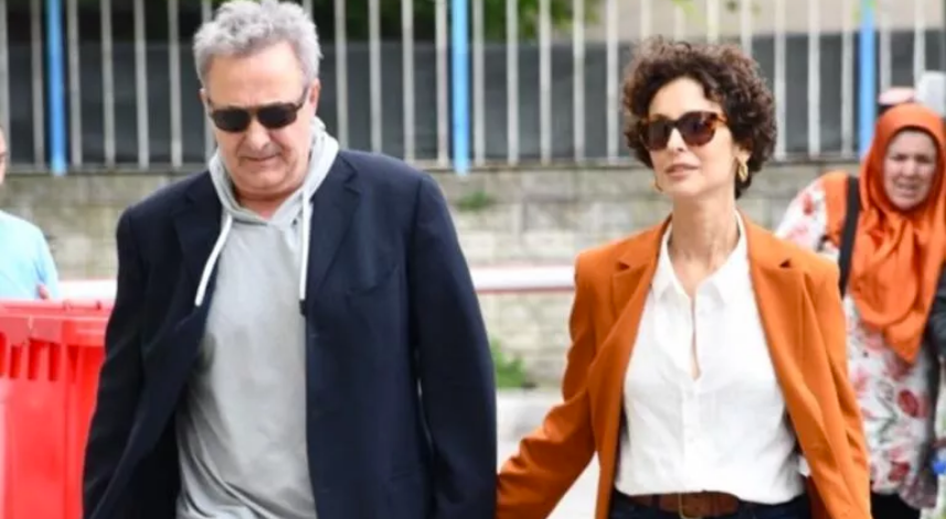 El ele gelerek boşandılar