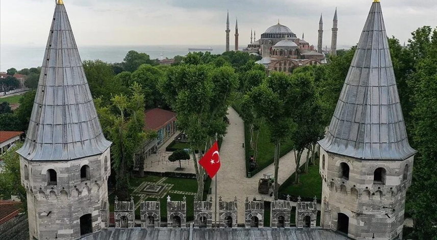 Topkapı Sarayı ve Mukaddes Emanetler, FPV dron ile görüntülendi