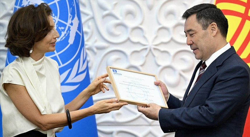  UNESCO, Manas Destanı'nın ilk el yazmasını insanlığın ortak mirası ilan etti