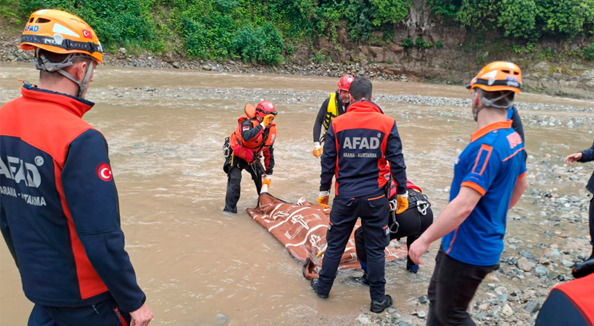 Rize'de kaybolan kadın ölü bulundu