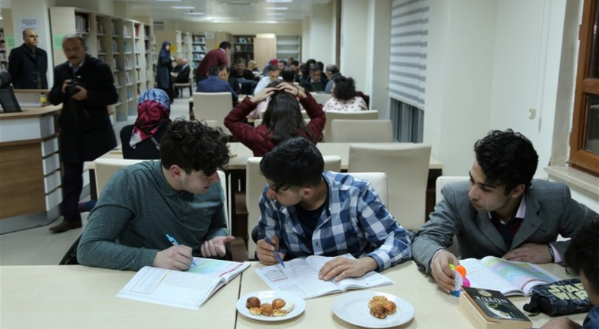 Rize'deki halk kütüphanelerine kayıtlı 33 bine yakın kişi var