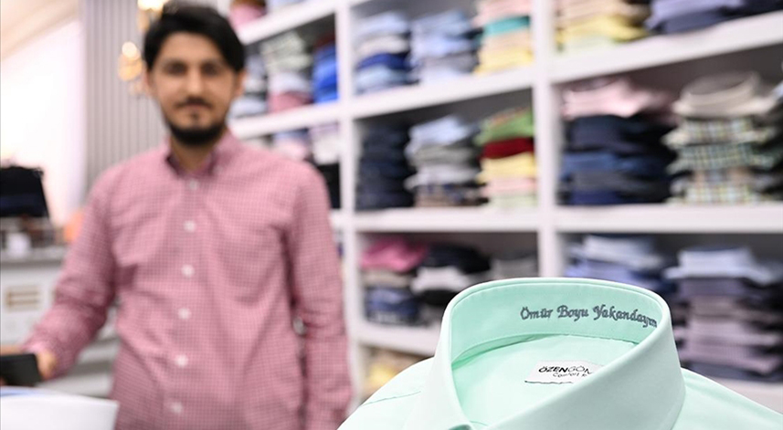 Babalar Günü için hediye alacaklara yakası özel yazılı gömlekler alternatif oldu