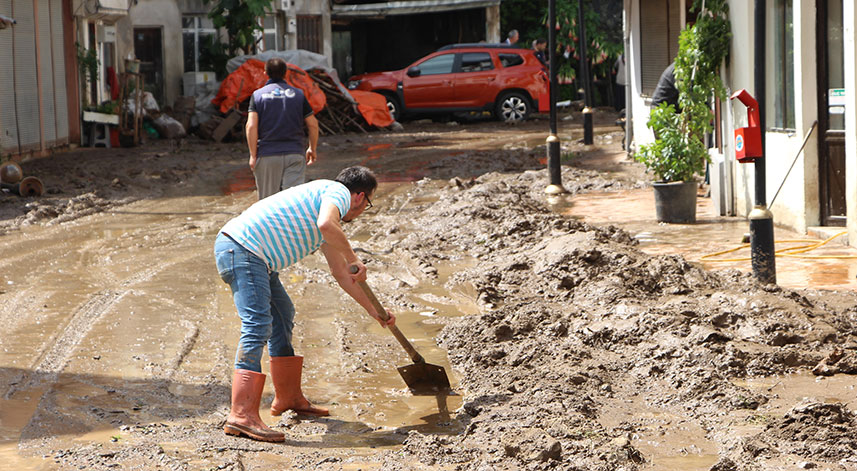 Giresun Valisi Enver Ünlü: “1 kayıp vatandaşımız harici can kaybımız yok”