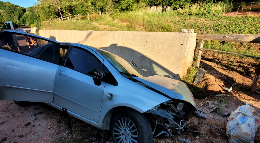 Bayram tatiline geldikleri Bartın'da trafik kazası geçiren aynı aileden 3 kişi öldü