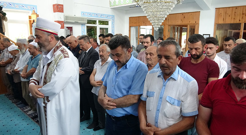 Selde kaybolan şahsın gıyabi cenaze namazı kılındı