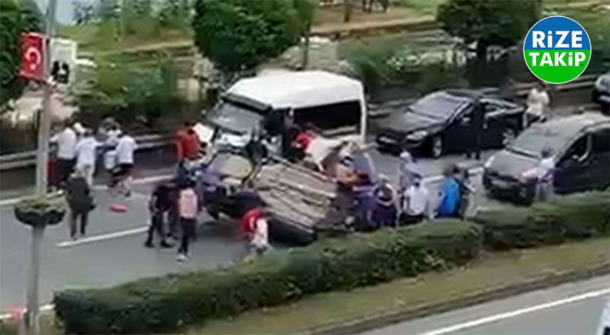 Rize'de feci kaza: Araba ters döndü