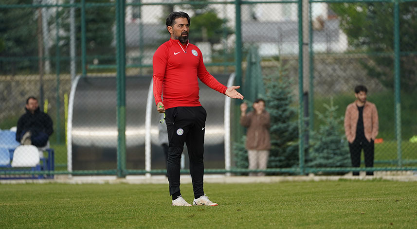 İlhan Palut transfer açıklamalarında bulundu