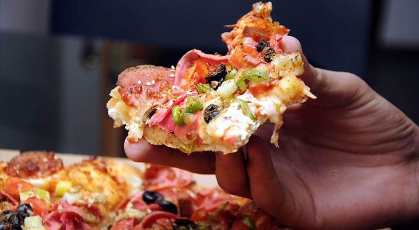 Araştırmaya göre, ülkelerin yüzde 94'ü aşırı yemek tüketiyor