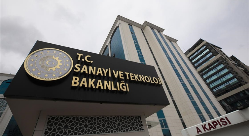 Sanayi ve Teknoloji Bakanlığı üniversite tercihi yapacak gençler için 