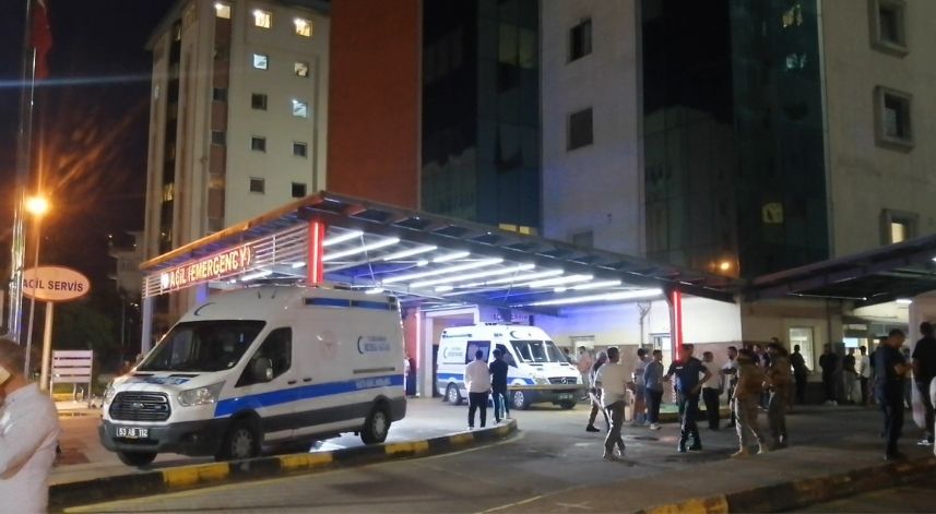 Hastanenin acil servisinde rastgele ateş etti: 5 yaralı