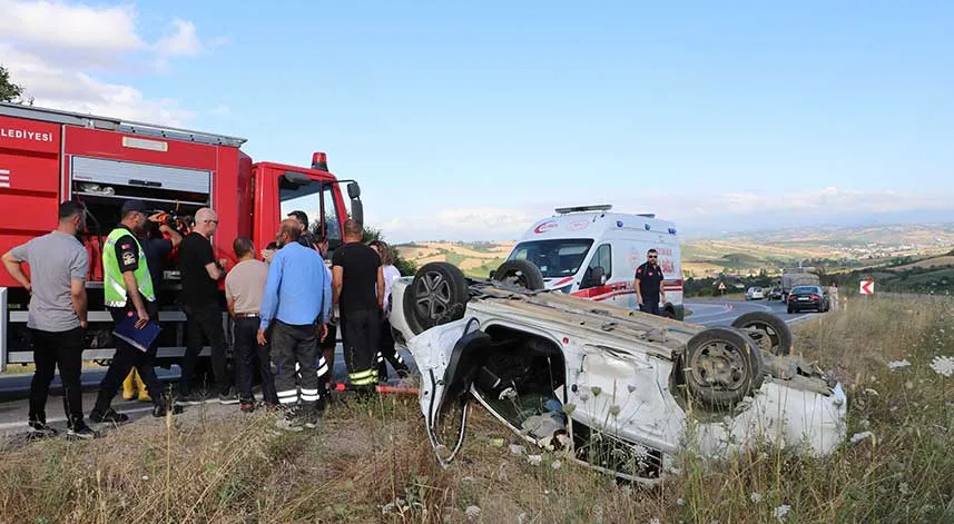 Samsun'da trafik kazasında 5 kişi yaralandı