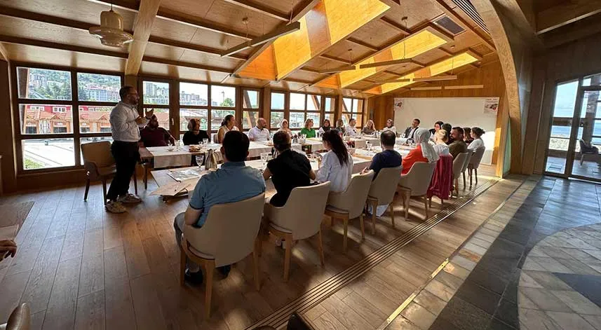 24 uzmanın katılımıyla proje tanıtıldı 