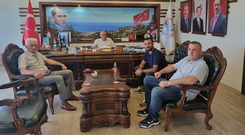 Ünlü Sanatçı Alişan, Rize'ye geldi