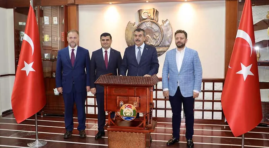 Milli Eğitim Bakanı Tekin, Rize'de konuştu