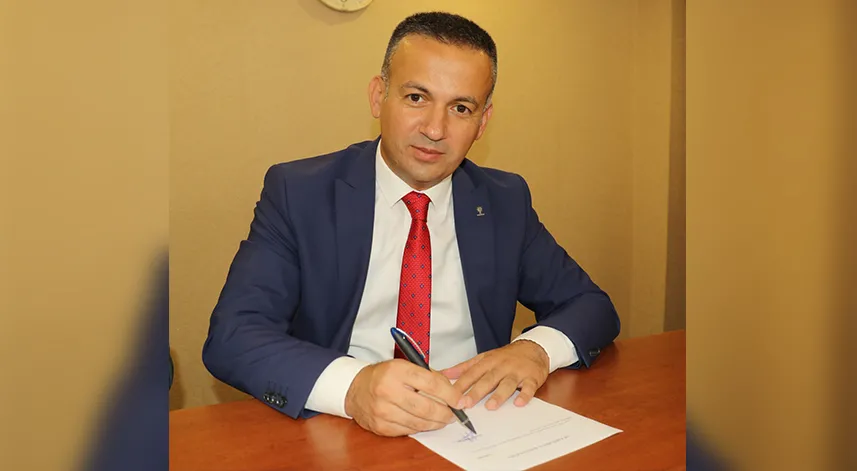 AK Parti Çayeli İlçe Başhanı Karahan, görevinden istifa etti