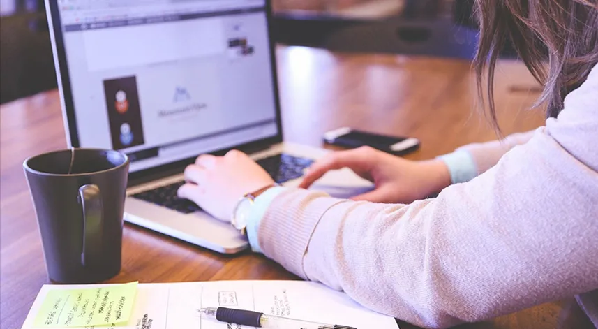 Kas ve iskelet sistemi ağrıları ofis çalışanlarını daha çok etkiliyor