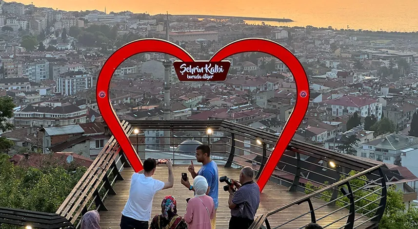 Trabzon'daki seyir terasını ve akvaryumu 1,2 milyon kişi ziyaret etti