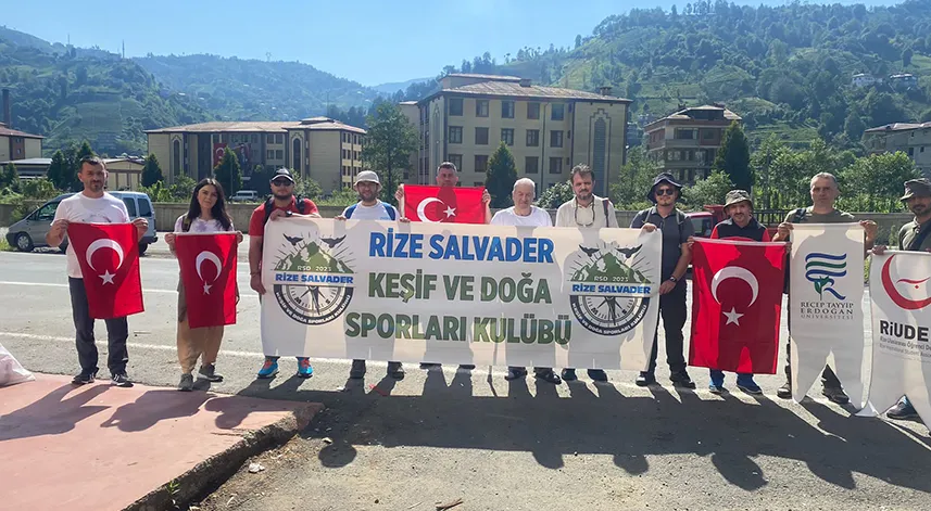 30 Ağustos Milli Mücadele Kahramanlarımızı  anma yürüyüşü