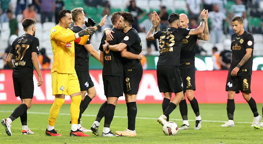 Çaykur Rizespor, son 8 sezondaki en iyi 5 haftayı geride bıraktı