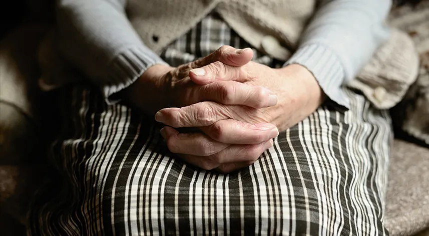 Dünyada her 3,2 saniyede bir kişi, Alzheimer hastalığına yakalanıyor