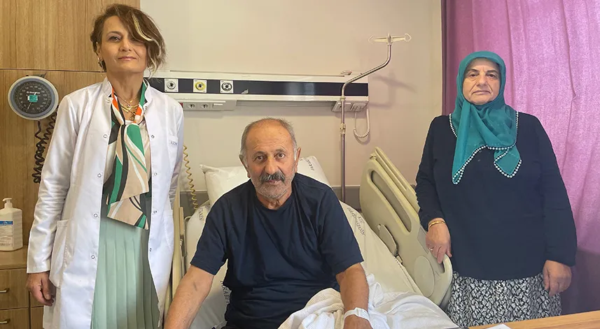 Septik şoka giren hasta altın saatte yapılan müdahaleyle hayata tutundu