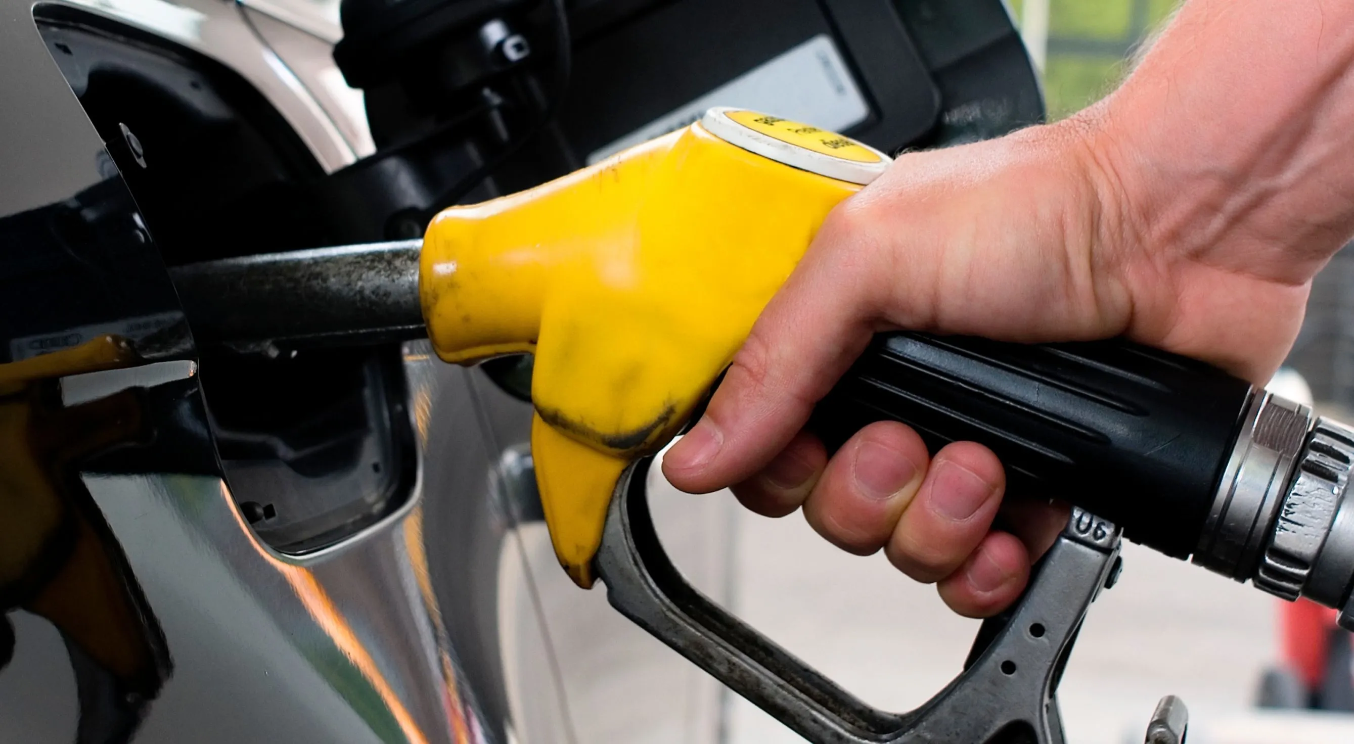 İşte benzine yapılacak indirimin tarihi ve tutarı