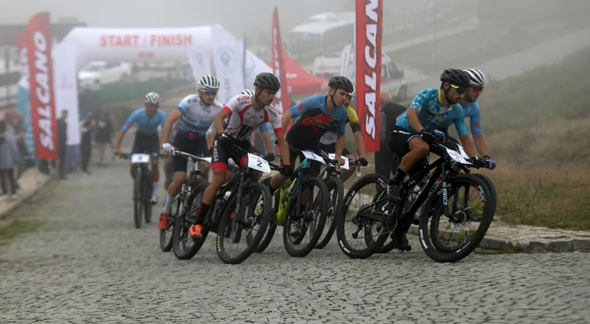 Rize'de Uluslararası MTB Cup Dağ Bisikleti Yarışları yapıldı