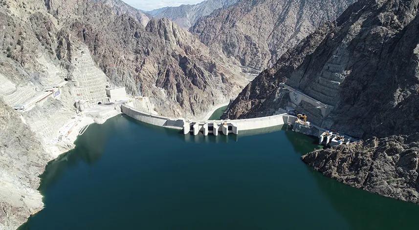 Yusufeli Barajı'nda elektrik üretimi için testler devam ediyor