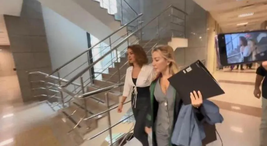 Ünlü çift resmen boşandı