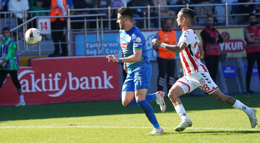 TSL 8. Hafta: Çaykur Rizespor - Yılport Samsunspor: 0-0 (İlk Yarı)
