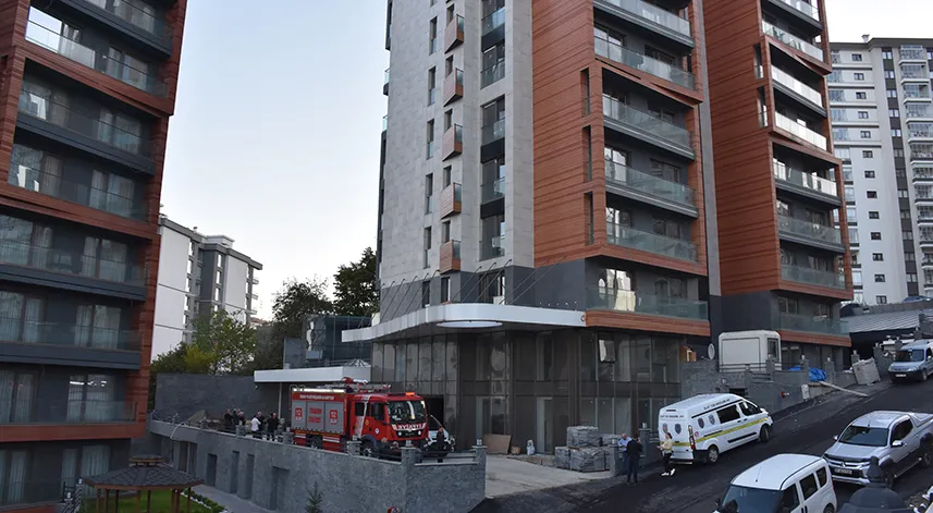 Trabzon'da inşaatın asansör boşluğuna düşen işçi yaşamını yitirdi