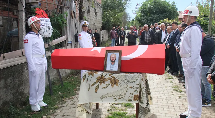 Zonguldak'ta vefat eden Kıbrıs gazisi son yolculuğuna uğurlandı