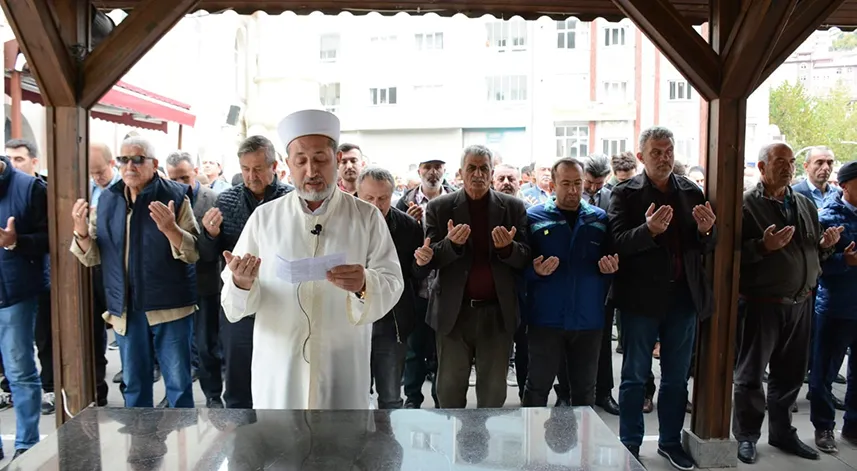 Gümüşhane'de gıyabi cenaze namazı kılındı