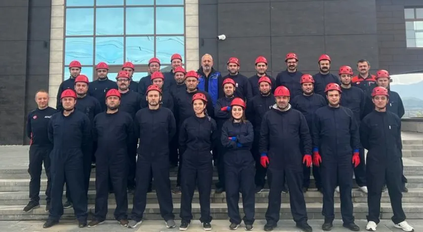 Afetlerde can kurtarmak için eğitim alıyorlar