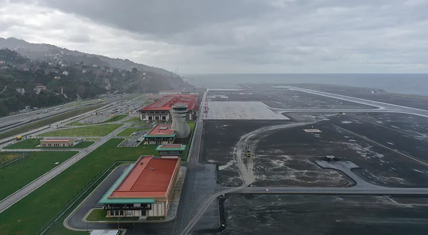 Rize-Artvin Havalimanı'nı 9 ayda 777 bini aşkın yolcu kullandı