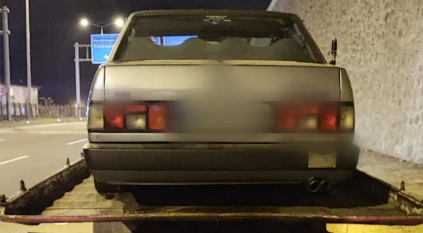 Trabzon'da abartı egzoz kullanan 2 sürücüye para cezası uygulandı