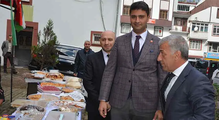 Çaykara'da Filistin'e destek kermesi açıldı