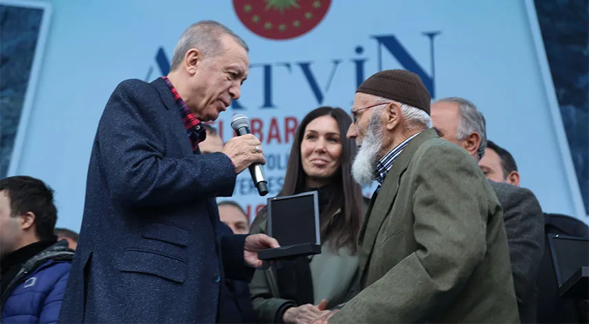 Cumhurbaşkanı Erdoğan Binali dedeye doğalgaz sözünü tuttu