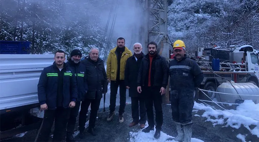 Çamlıhemşin’de yeni sıcak su kaynağı bulundu