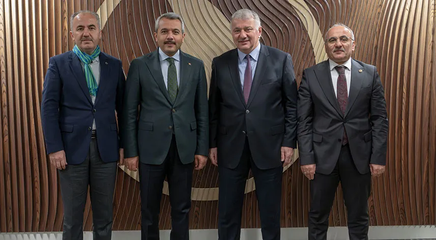 Rize protokolü, THY Genel Müdürü Ekşi'yi ziyaret etti