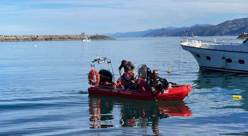 Rize'de kaybolan kadını arama çalışmaları 8. gününde sürüyor
